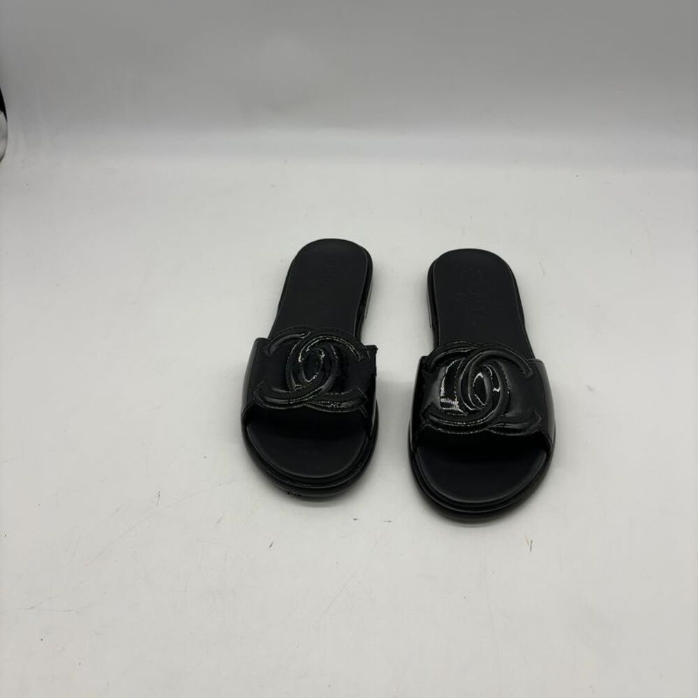 CHANEL Black Leather Logo Slides
